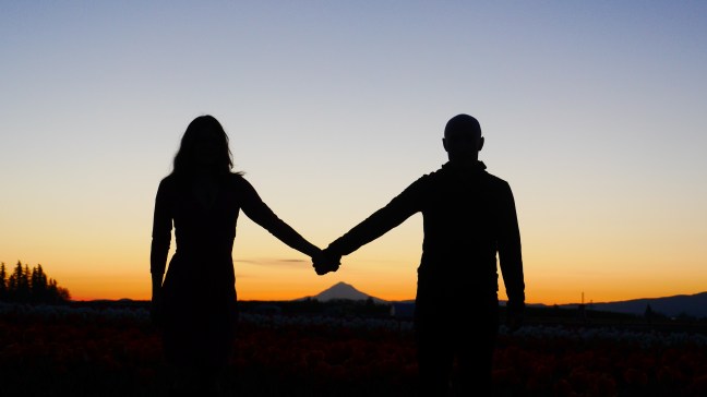 !Woodburn Tulip Festival 04-2018 Julie Sandor silhouette(9)